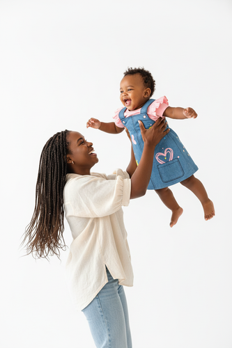 Robe Chasuble Cœurs Colorés — Ensemble 2 pièces bébé fille t-shirt rose & chasuble style denim
