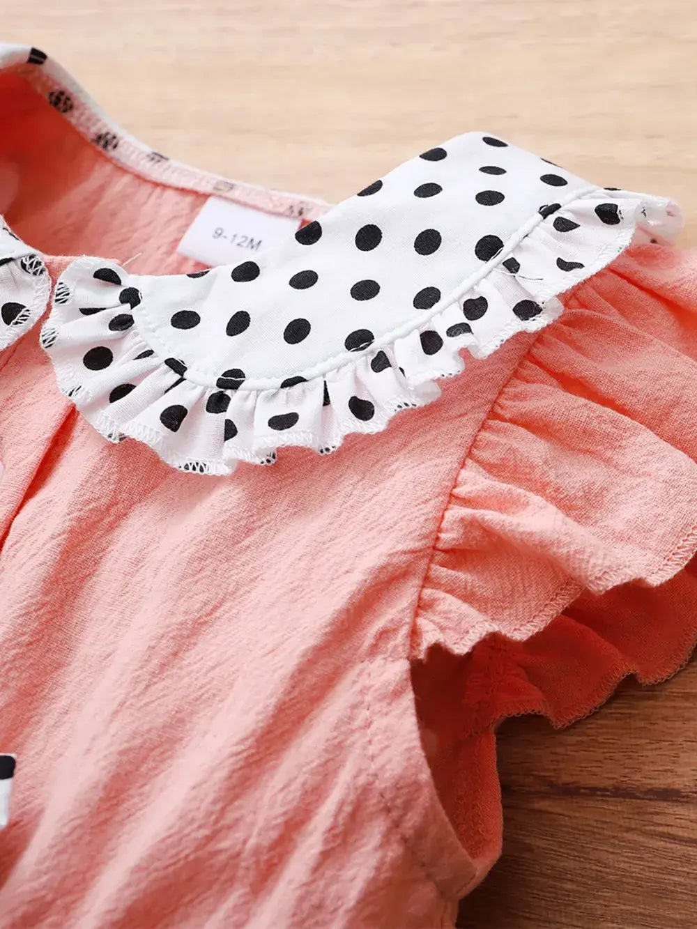 Détail col Claudine et nœud robe fille - tissu doux et respirant - tenue habillée enfant - BabyCoton