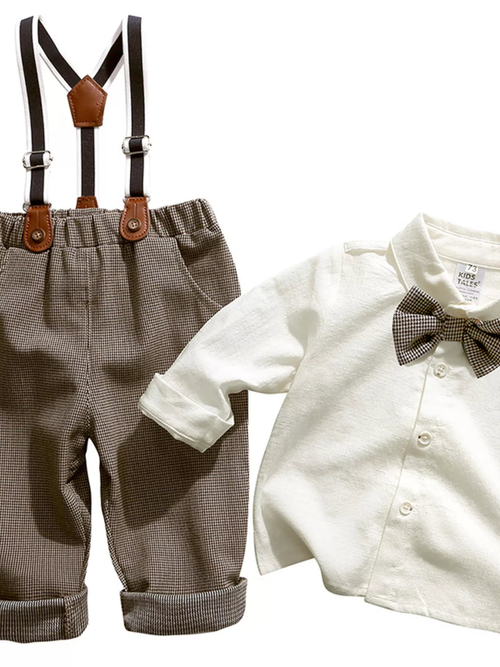 💼 Vue complète ensemble chemise boutonnée col soigné salopette vintage bretelles ajustables coordonnés enfant - tenue élégante gentleman rétro sophistiqué - tissu doux confortable respirant - coupe adaptable grandit avec enfant - style intemporel chic - vêtements premium BabyCoton Suisse
