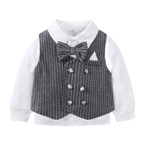 ✨ Détail rapproché du gilet rayé classique - rayures élégantes et finitions soignées qui apportent une touche de sophistication intemporelle