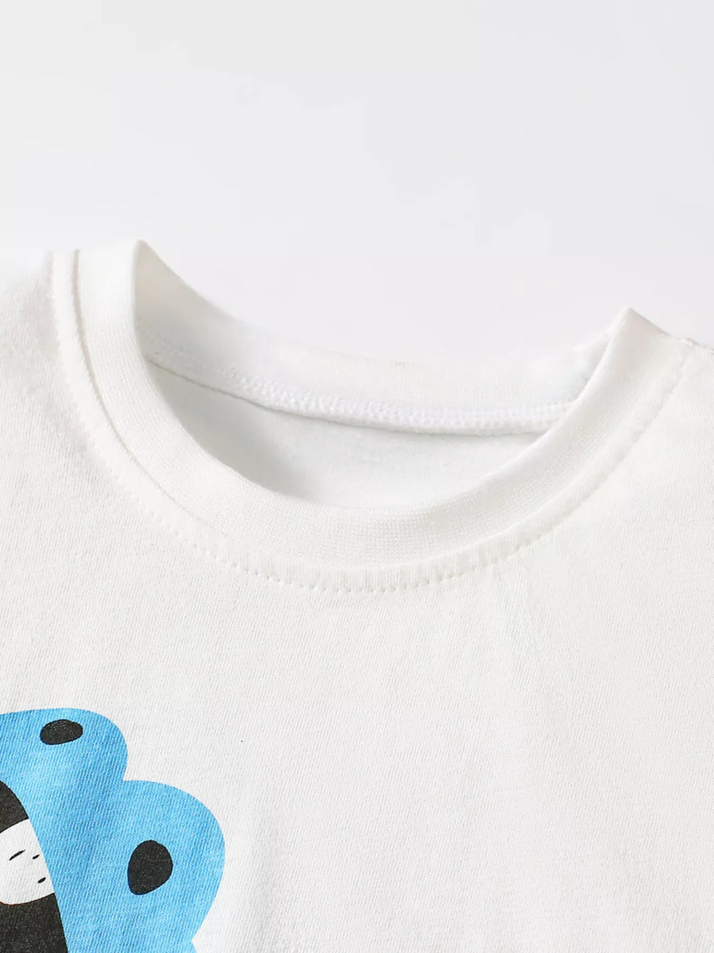 Ensemble top hippopotame et short enfant - détail motif
