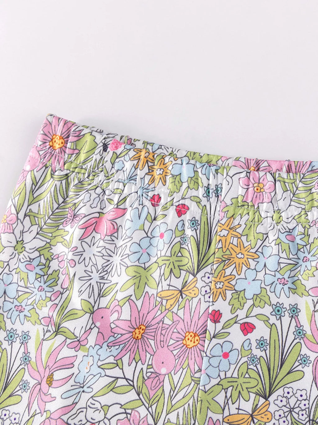 💐 Gros plan sur la qualité du tissu - matière douce et respirante avec imprimés floraux résistants, conçu pour durer et garder sa beauté lavage après lavage