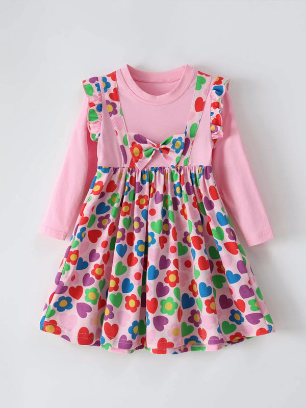 Robe fille imprimée manches longues avec volants délicats - vue avant complète - élégance colorée
