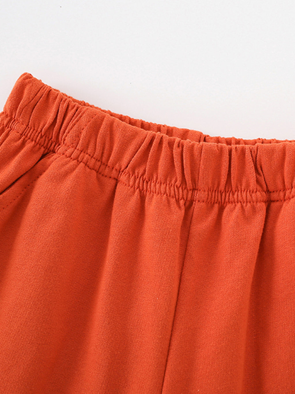 Short orange vif enfant - taille élastique confortable - ensemble 2 pièces avec t-shirt trois dinosaures colorés - tenue coordonnée enfant - BabyCoton
