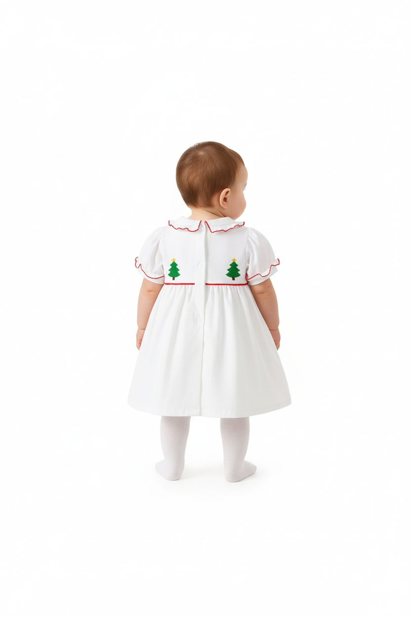 Bébé portant robe sapin de Noël brodé volants - vue arrière - détail coupe et finitions - photo produit fond blanc - BabyCoton
