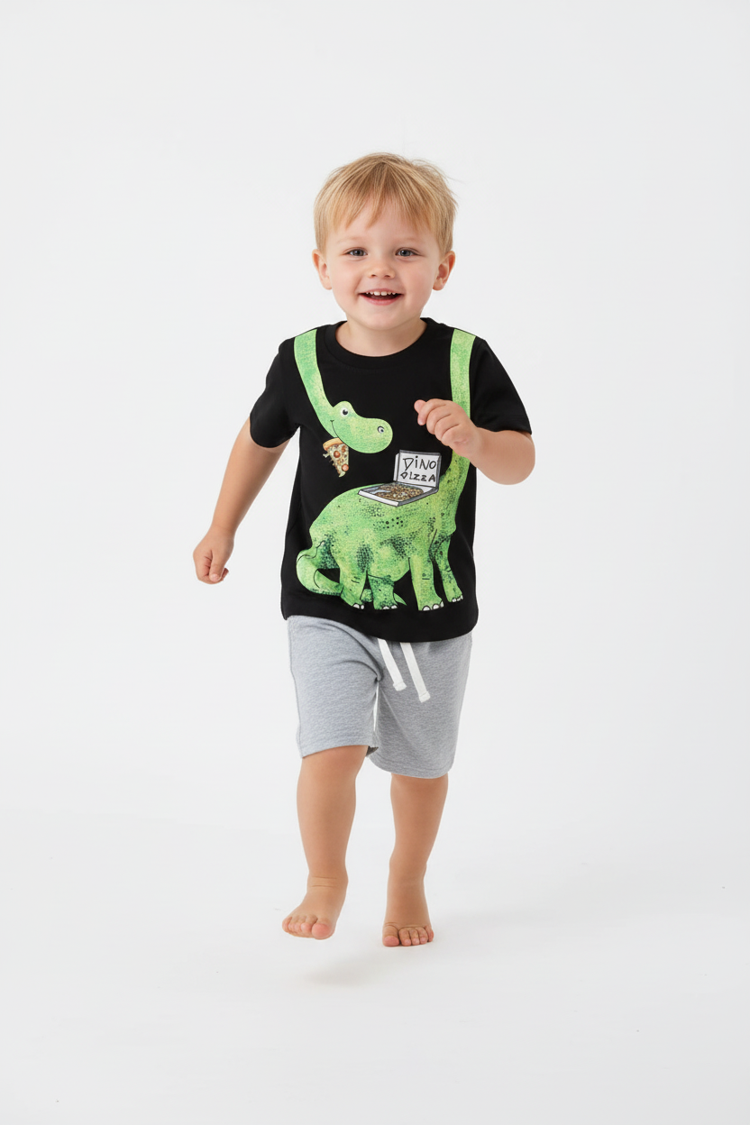 Enfant en ensemble DINO PIZZA noir - pose en course dynamique - tenue enfant confortable - BabyCoton