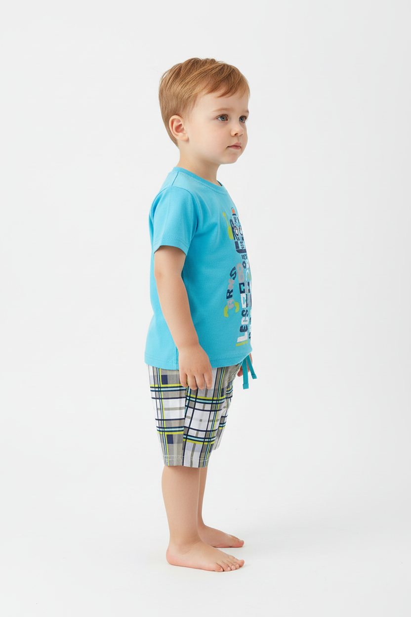 Enfant en ensemble robot bleu turquoise - t-shirt robot texte et short carreaux gris jaune - vue de côté - BabyCoton