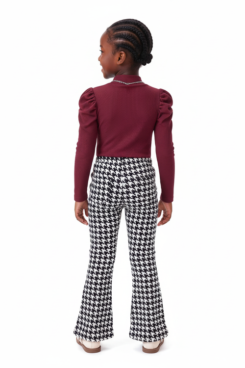 Enfant portant ensemble haut manches longues et pantalon pied-de-poule - vue arrière - détail coupe et finitions - photo produit fond blanc - BabyCoton
