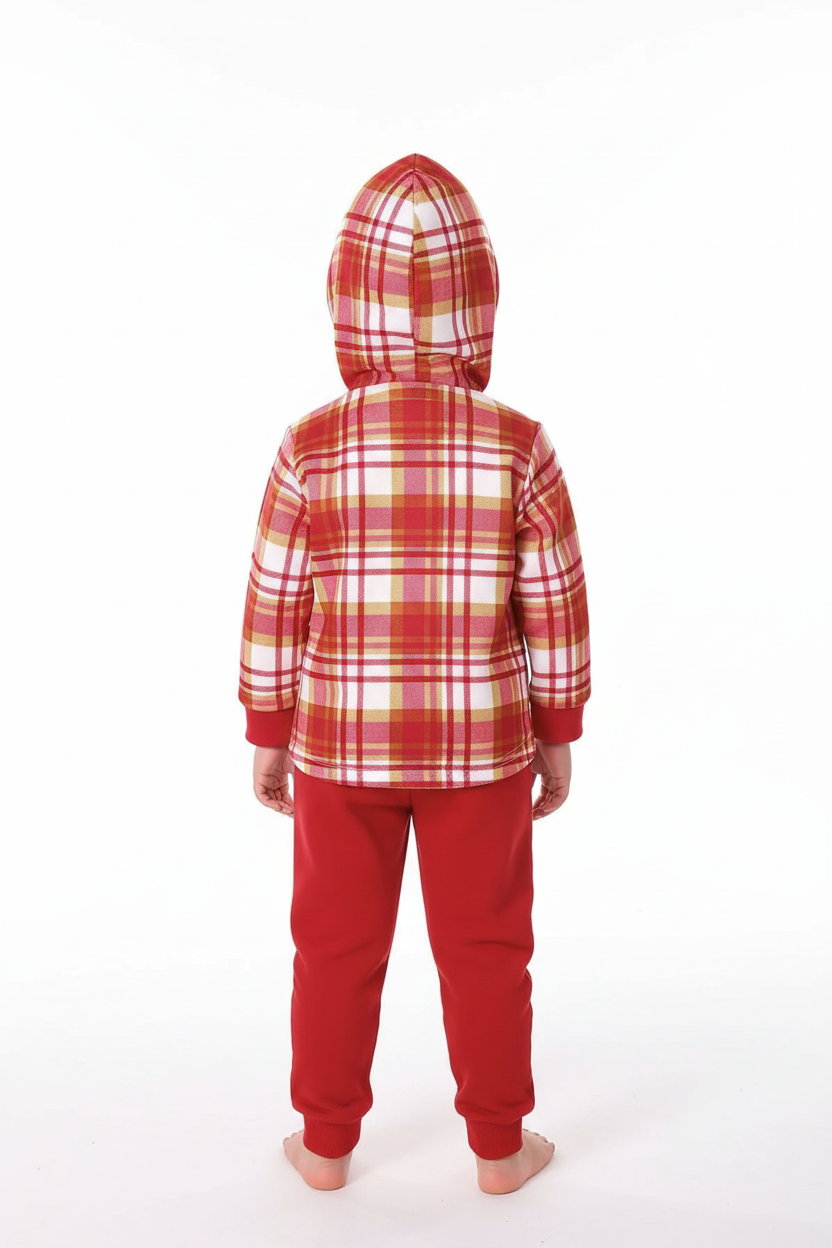 Enfant portant ensemble veste à carreaux avec capuche et pantalon coordonné - vue de dos montrant arrière de la veste et capuche - motif carreaux intemporel - fond blanc studio professionnel - vêtements enfant BabyCoton
