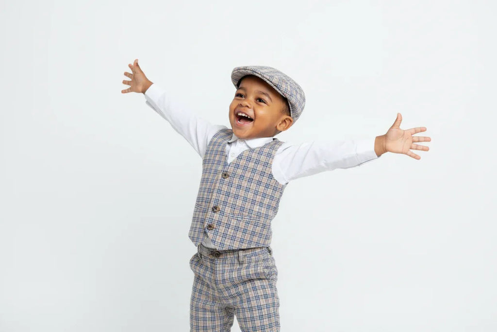 Ensemble 4 Pièces Élégant Garçon - Chapeau, Chemise, Gilet & Pantalon - BabyCoton